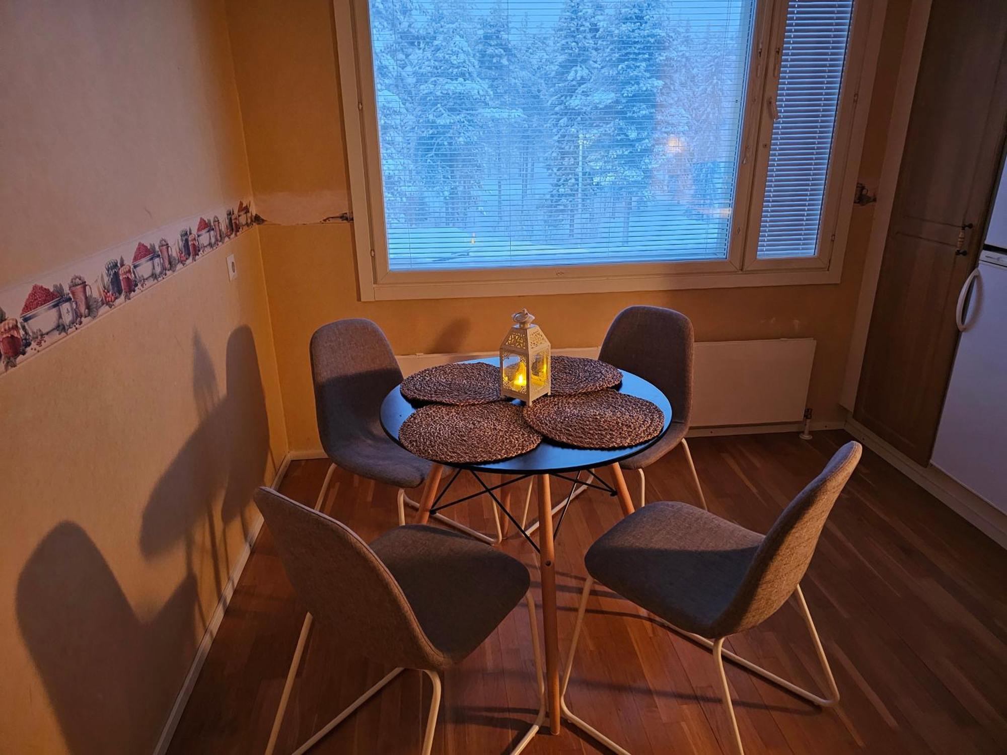 Cozy Korkalovaara Top Floor Apartment Rovaniemi Eksteriør bilde